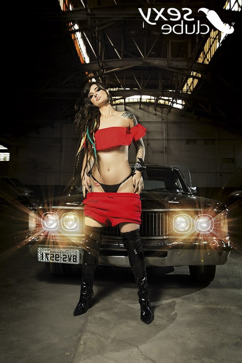 Dread Hot Pelada na Sexy (Vitória Schwarzeluhr nua)