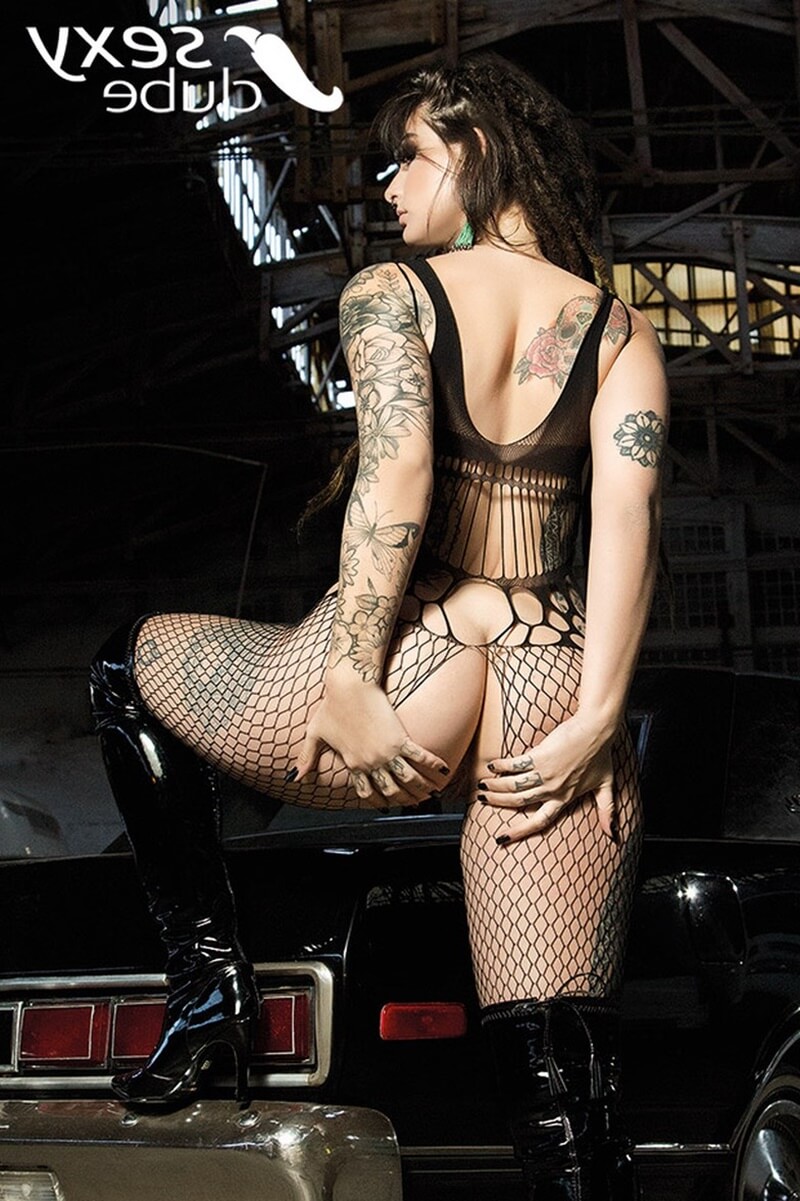 Dread Hot Pelada na Sexy (Vitória Schwarzeluhr nua)