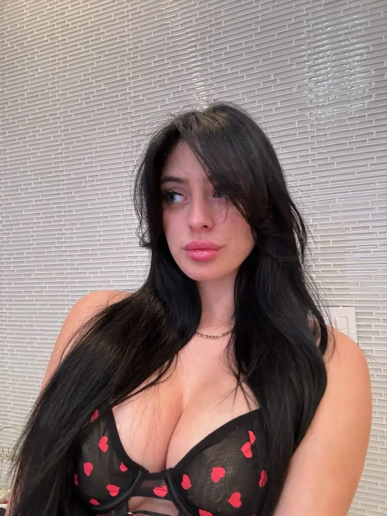 Camilla Araújo Pelada (Only Fans): Influenciadora Nua