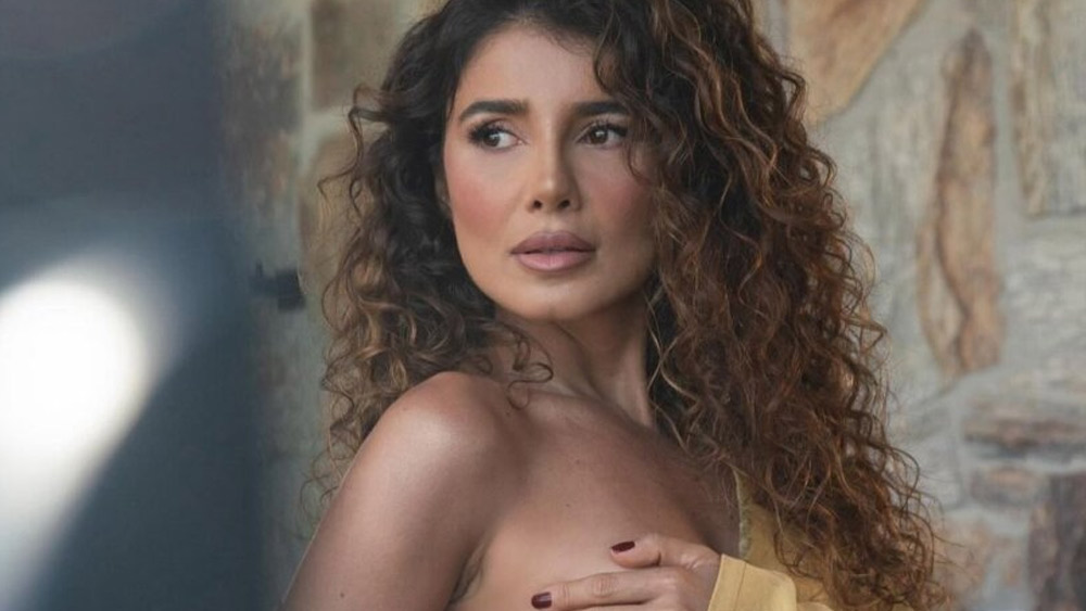 Nudes de Cantora Paula Fernandes Pelada