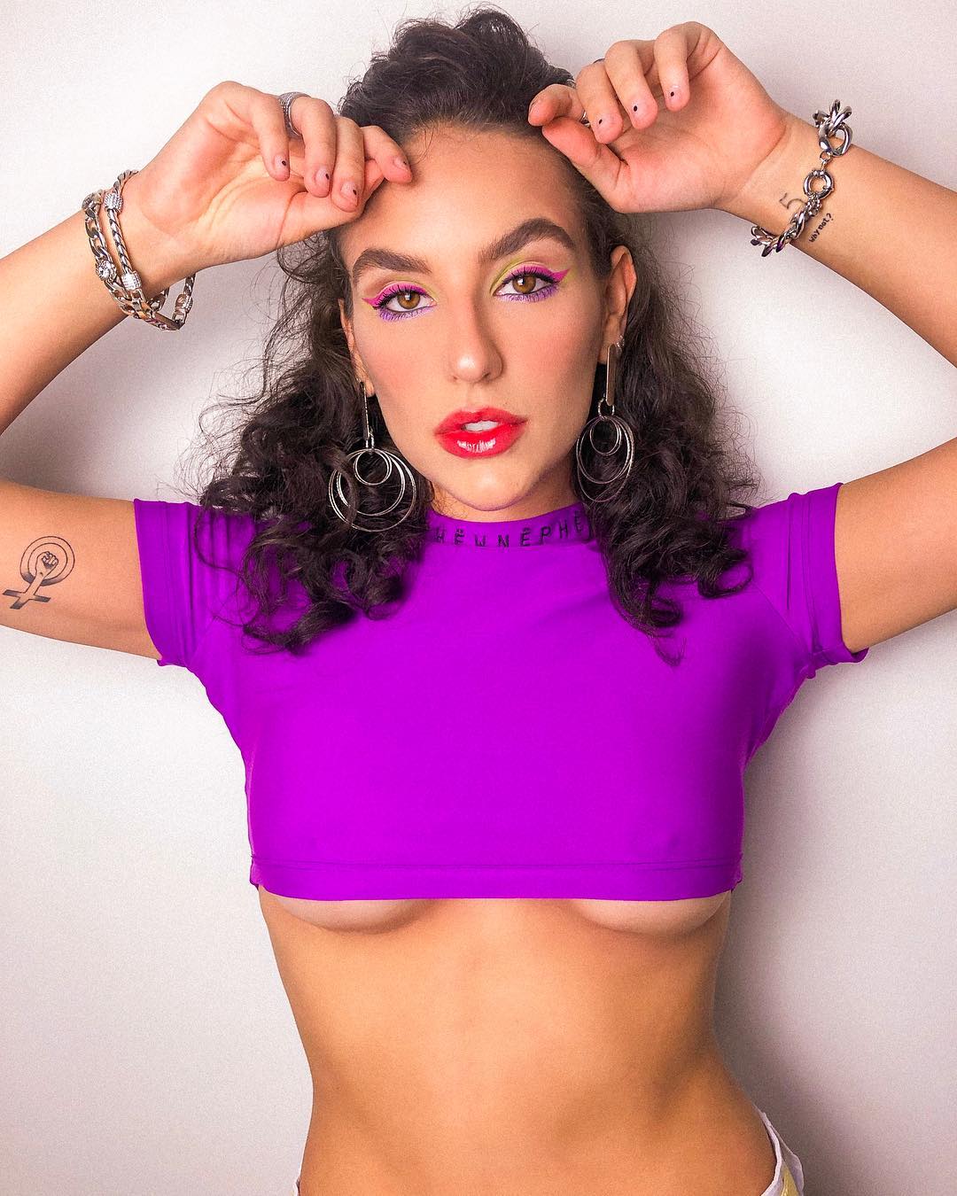 Foto sensual de Kéfera Buchmann