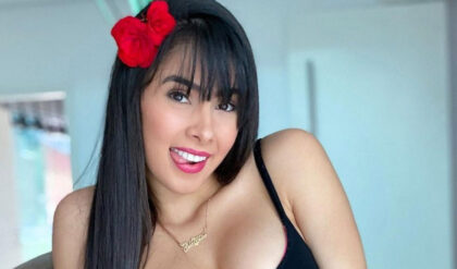 Juliana Bonde Pelada - Fotos Sensuais de cantora Juliana Caetano