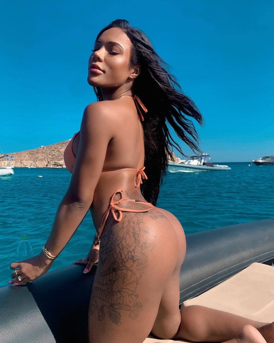 Carol Lekker Nua - Foto Sensual