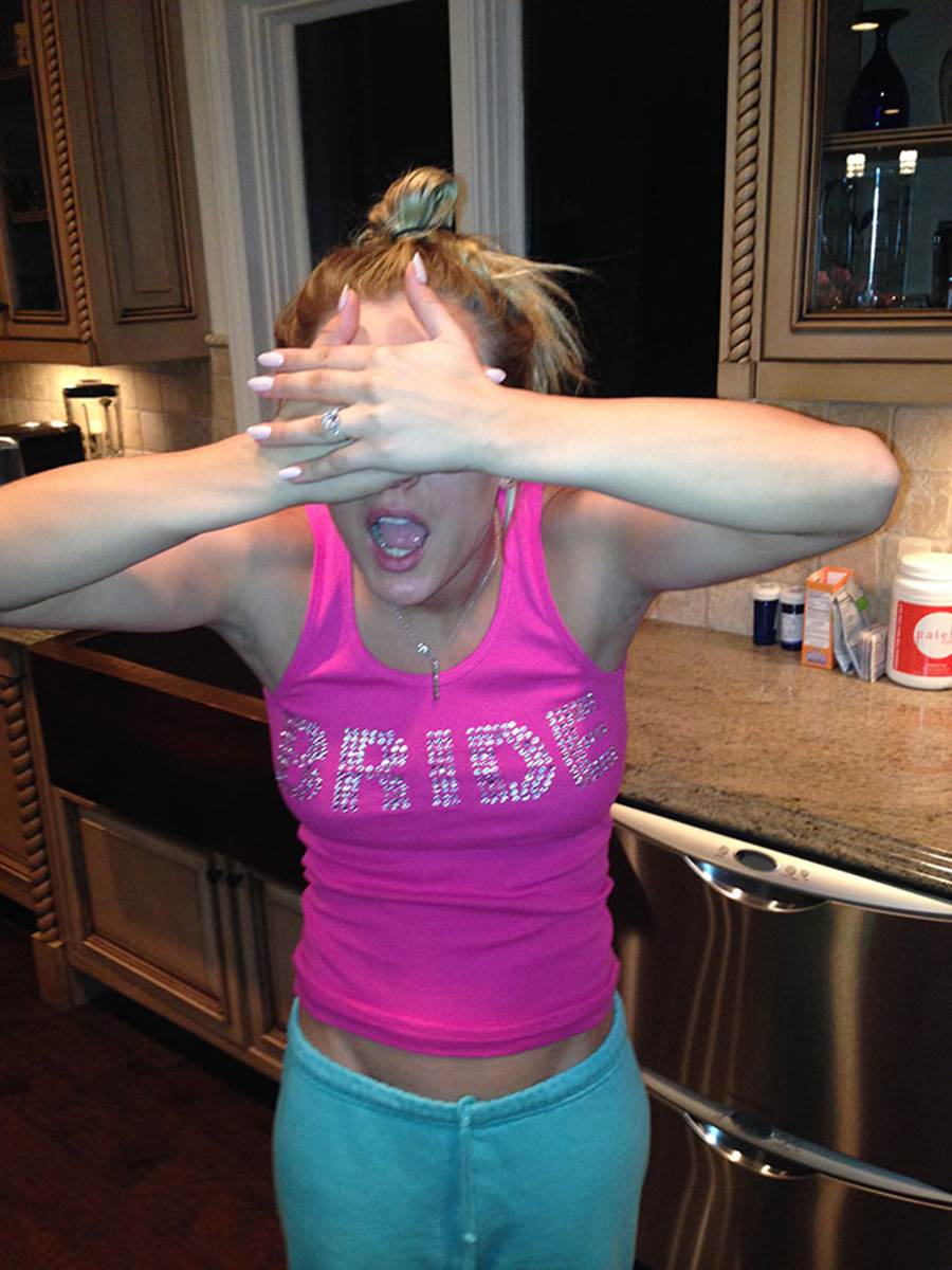 Nudes de Kaley Cuoco Nua (Penny Pelada de TBBT) Kaley Cuoco nua - Atriz de Penny Big Bang Theory