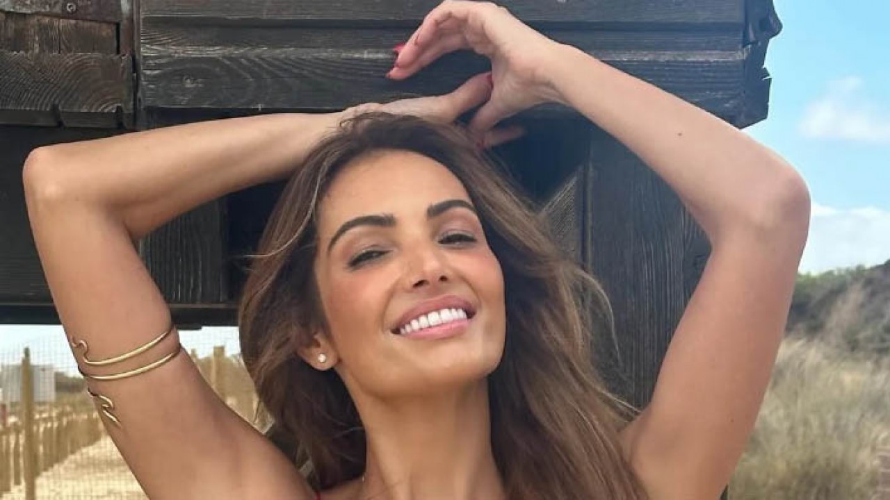 Patrícia Poeta de biquíni