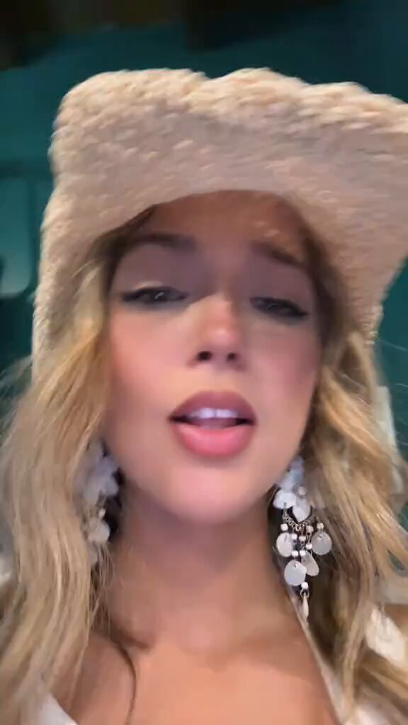 Samira Sagr Nua (BBB 26): Fotos da Linda Loira do BBB Samira Sagr BBB 26